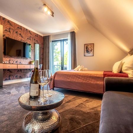 Villa Viktoria Balatonfured Luaran gambar